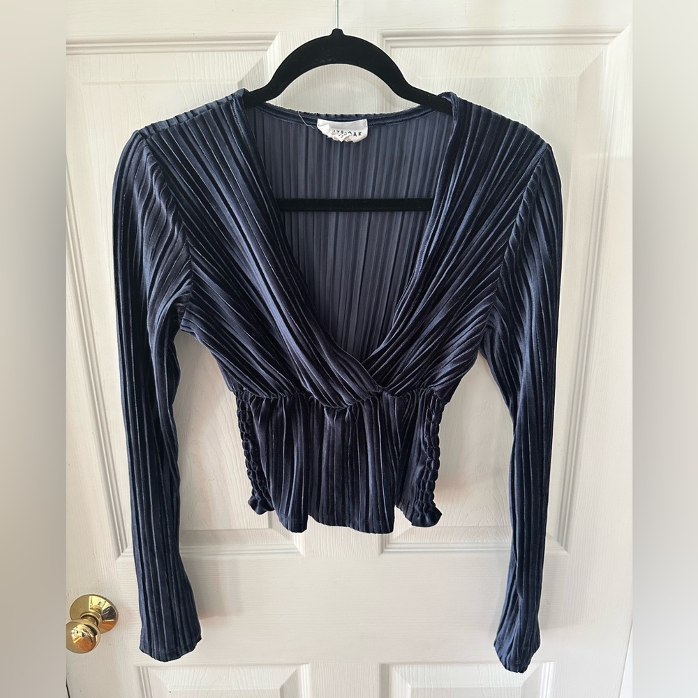 Women’s Boutique Velvet V Neck Top